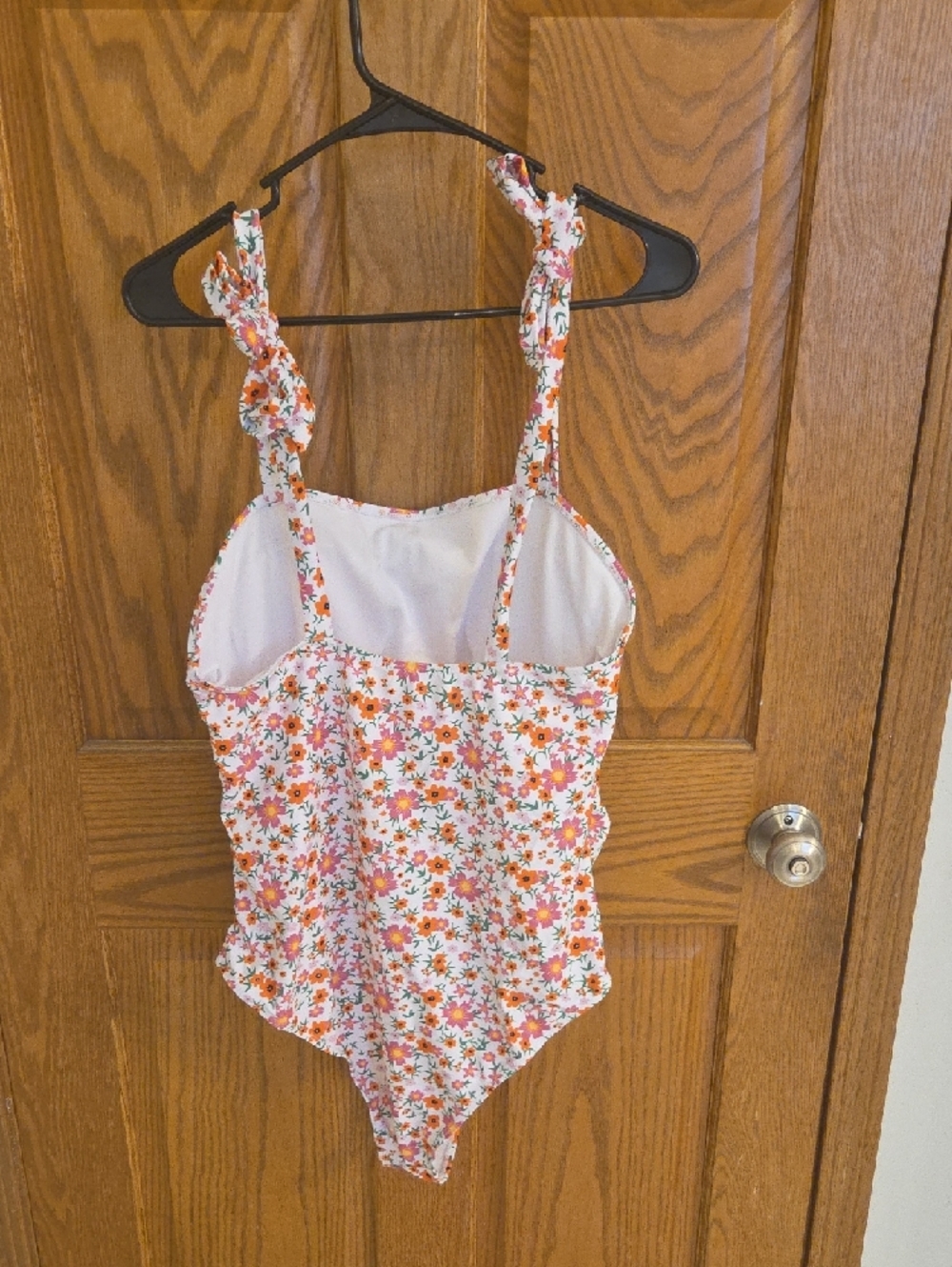 Floral Tie-Shoulder One-Piece Maternity Swimsuit - Picture 6 of 7